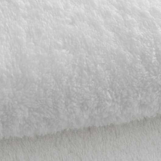 Knotless braid + touch-up at Styles by De LLC in Chicago, IL